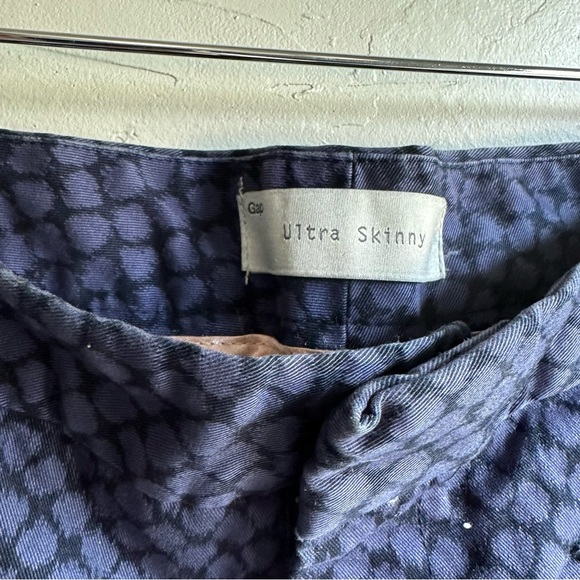 Gap Ultra Skinny Ankle Pants Blue and Black Print Size 6 - Picture 5 of 7